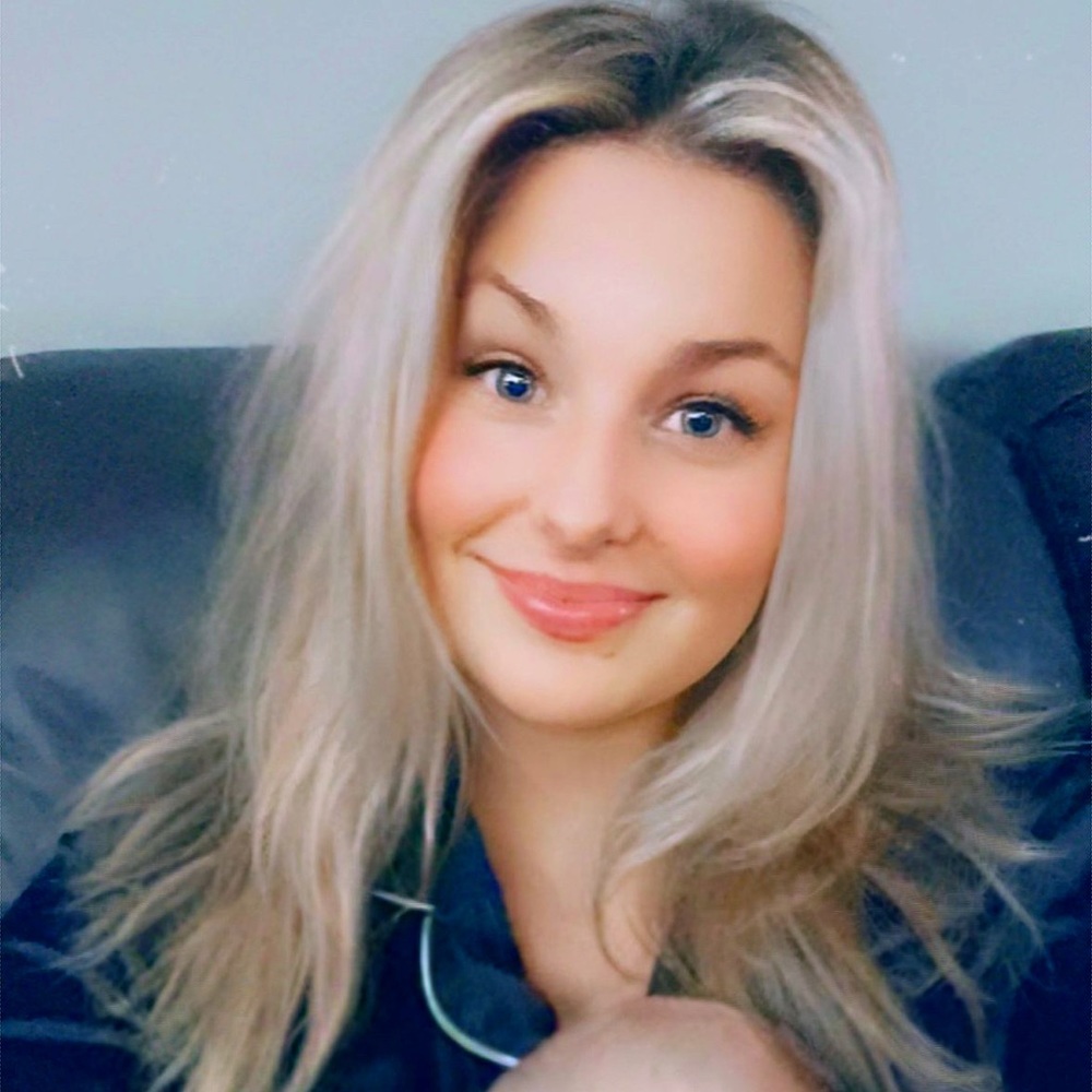 Meet your Posher, Stefanie